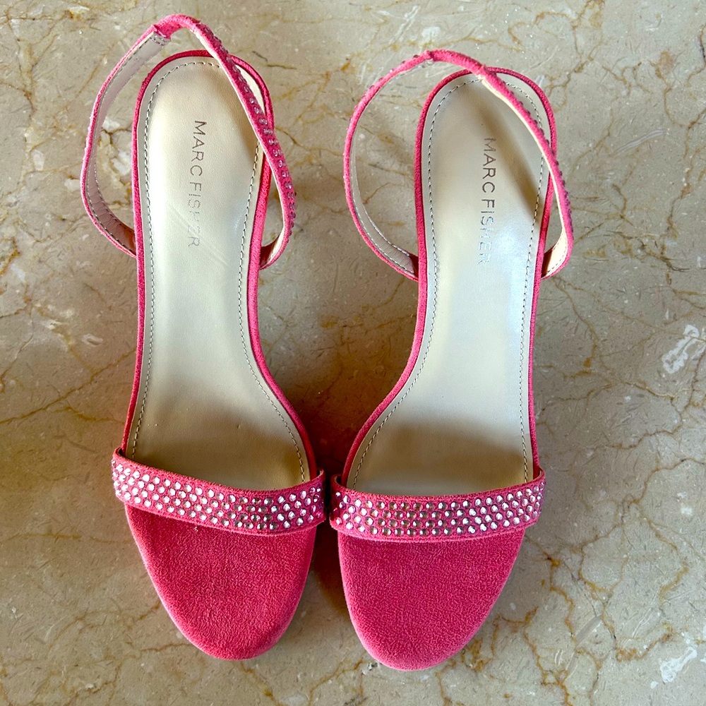 Marc Fisher Betila open toe sling back heel size 9.5